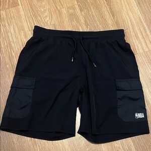 NBA Men's Black Athletic Shorts medium has pockets.